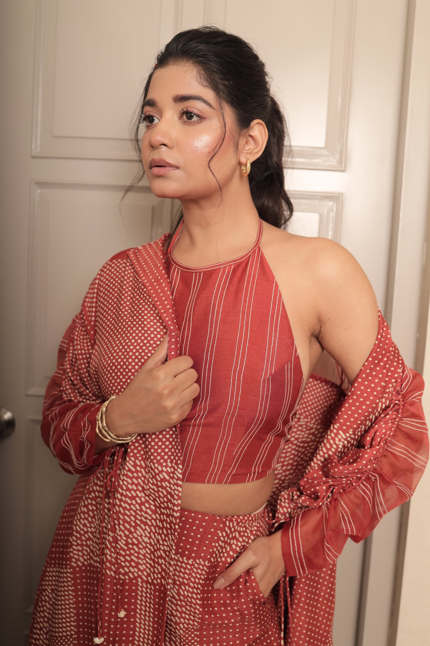 RUST ANCHOR STRIPED BUSTIER WITH PLEATED PANTS