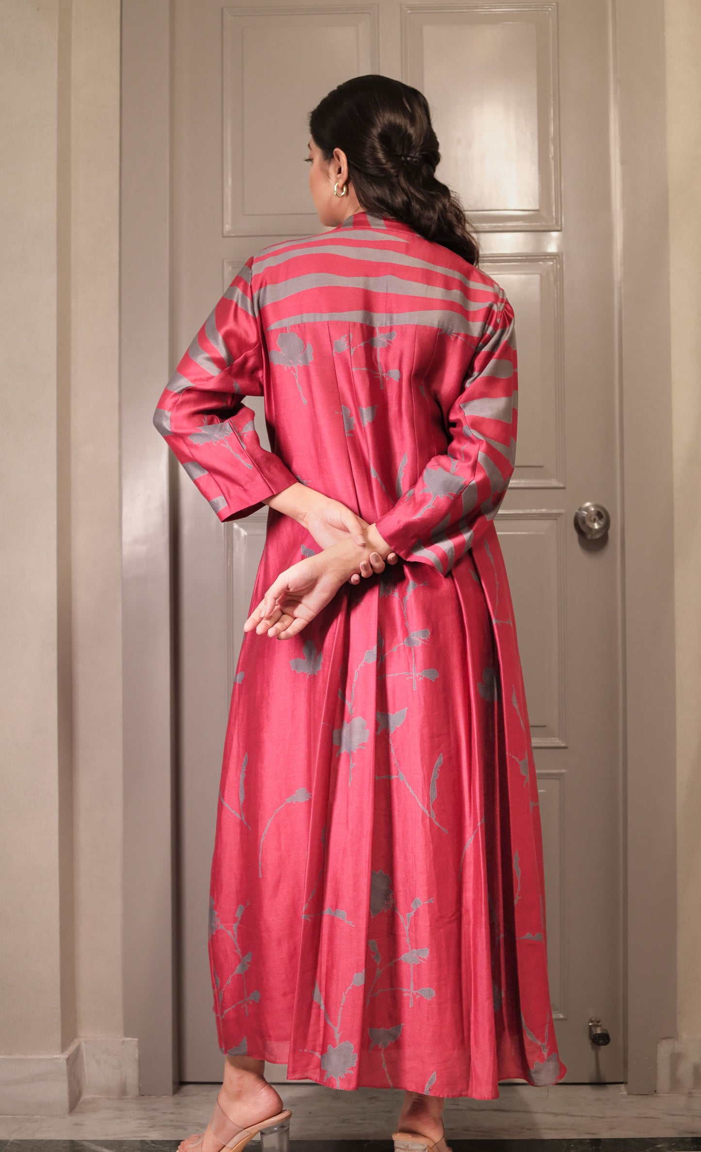 MAROON FLORAL+ WAVES PLEATED KURTA